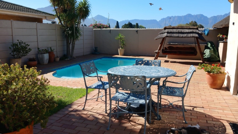 To Let 1 Bedroom Property for Rent in Goedehoop Western Cape